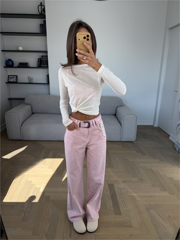 {{photo.Alt || photo.Description || 'Прямые джинсы с накладными карманами сзади'}}