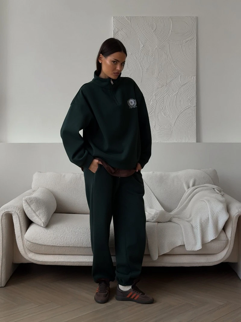 Тёплый комплект из толстовки и джоггеров