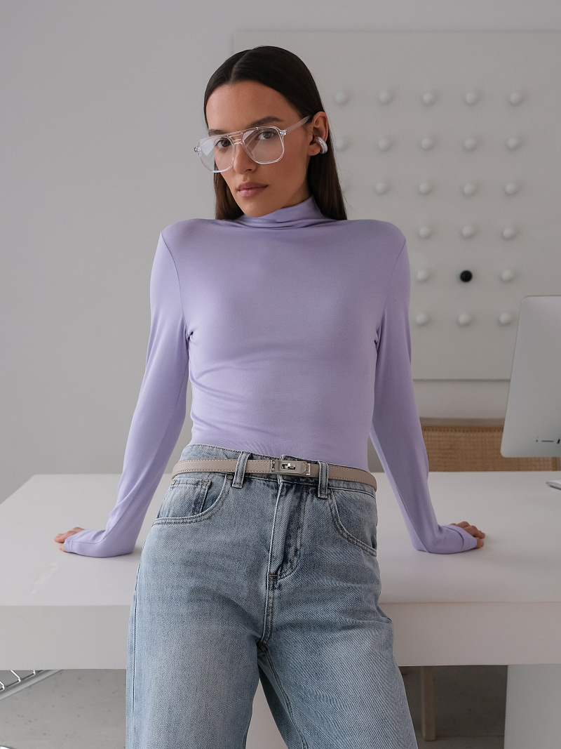 Лонгслив с невысоким горлом