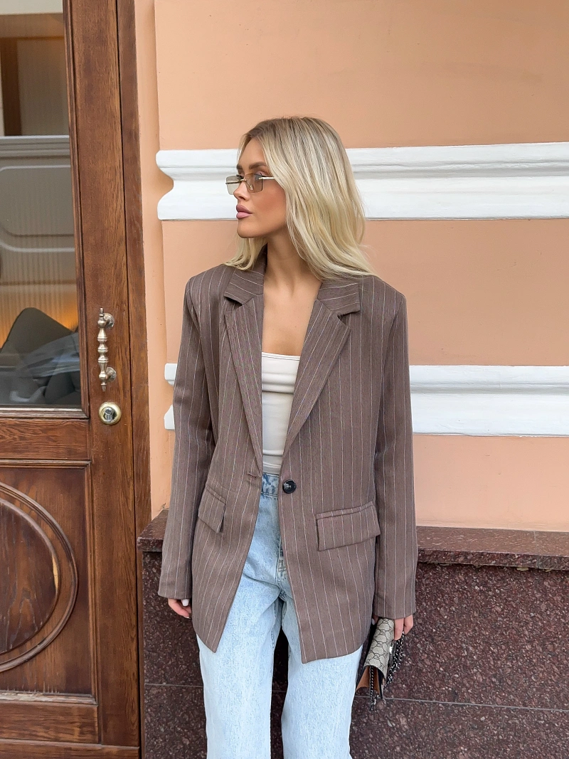 Жакет прямого кроя