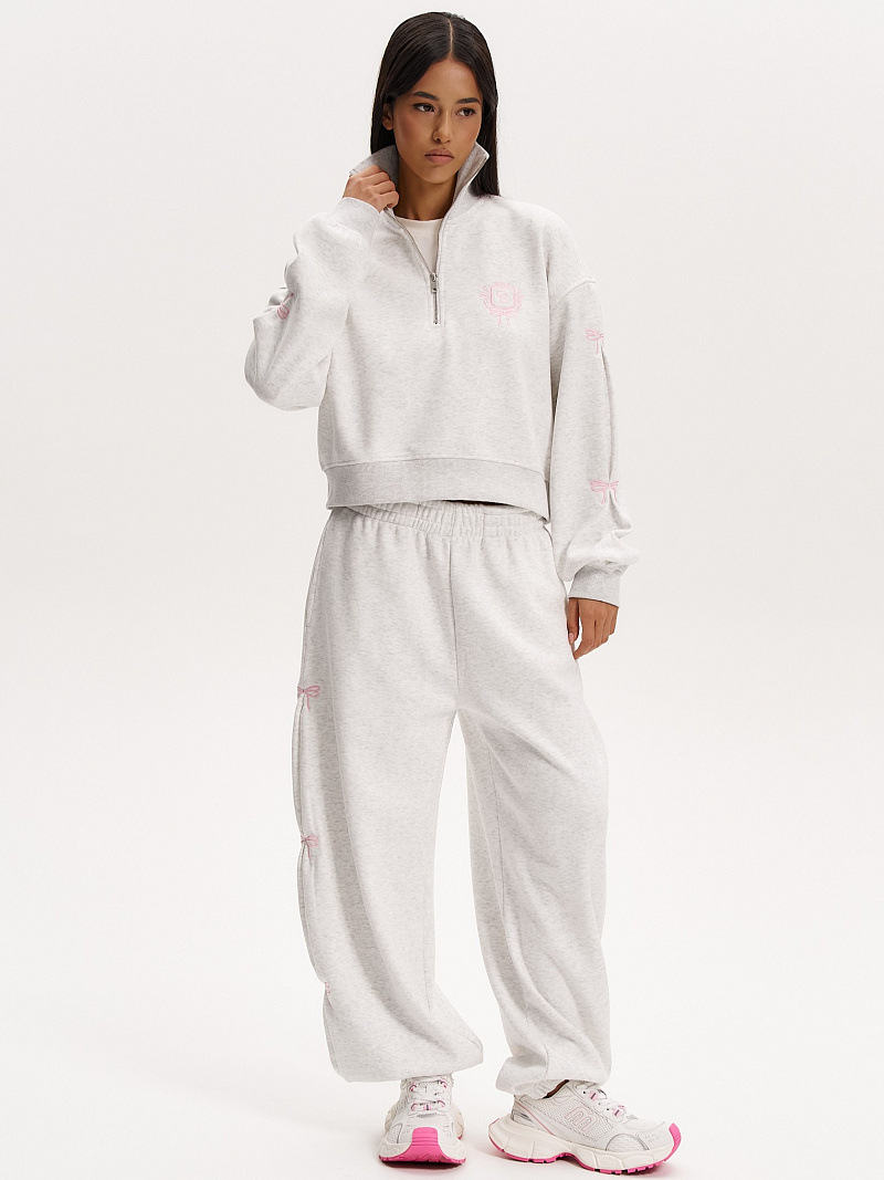 Комплект из анорака и джоггеров