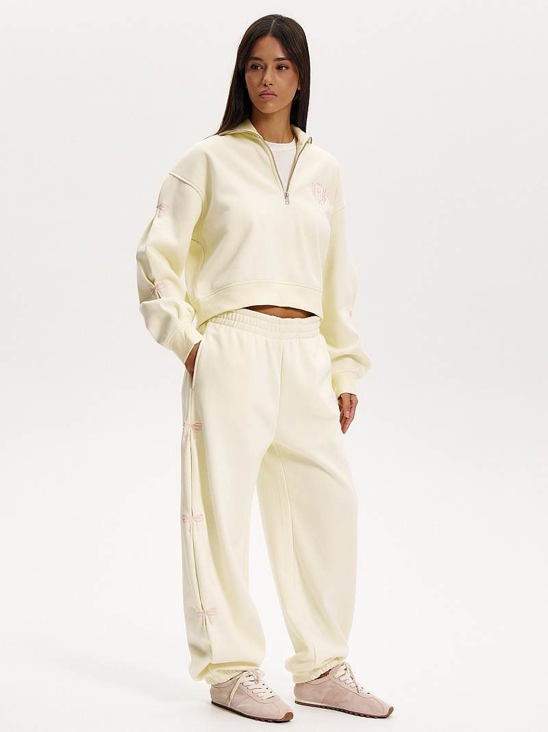 Комплект из анорака и джоггеров